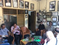 IPMI & Fosait Gelar Diskusi Puisi “Ombak Laut” karya Nawir Sulthan di Rumah Puisi Arya STR