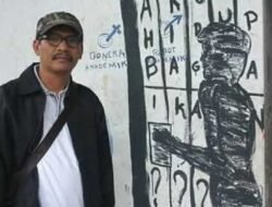 FIKSI MINI (13): Ustaz Pengarang Cerita