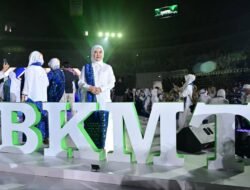 Aliyah Mustika Ilham Hadiri Milad ke-45 BKMT