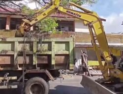 DPU Makassar Normalisasi Saluran Sekunder di Jalan Cendrawasih 5