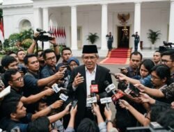 Rocky Gerung Masuk Istana