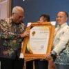 Hengky Rahmat Jaya Soetioso Raih PWI Sulsel Awards 2026 sebagai Pengusaha Inspiratif Penggerak UMKM