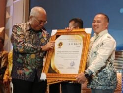 Hengky Rahmat Jaya Soetioso Raih PWI Sulsel Awards 2026 sebagai Pengusaha Inspiratif Penggerak UMKM