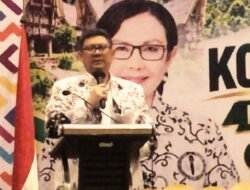 Tutup Konkerprov II PGRI Sulsel, Prof Hasnawi Haris Sebut Jadi Terdepan Kawal Kepentingan Guru