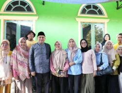 Sapa Warga Pulau Terluar, Munafri Serahkan Bantuan untuk 143 Nelayan di Lumu-lumu